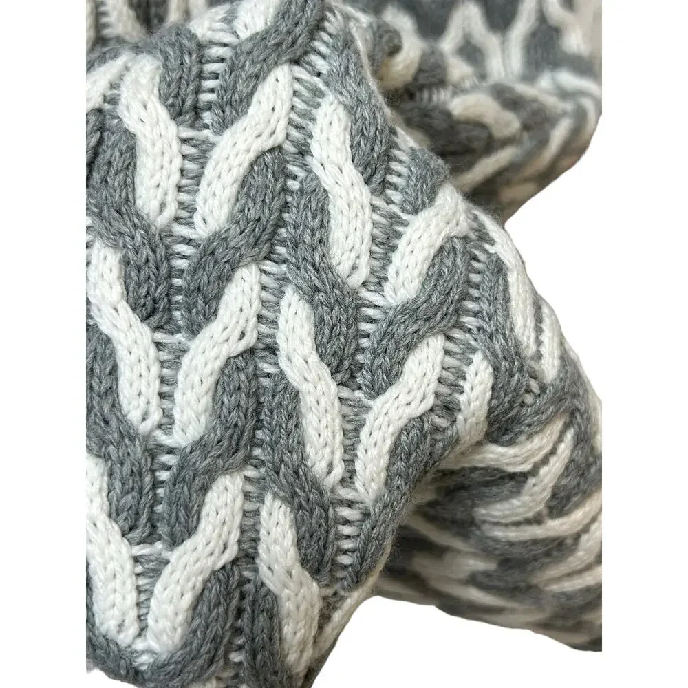 Calvin Klein‎ Infinity Loop Women's Knitted Gray white Scarf